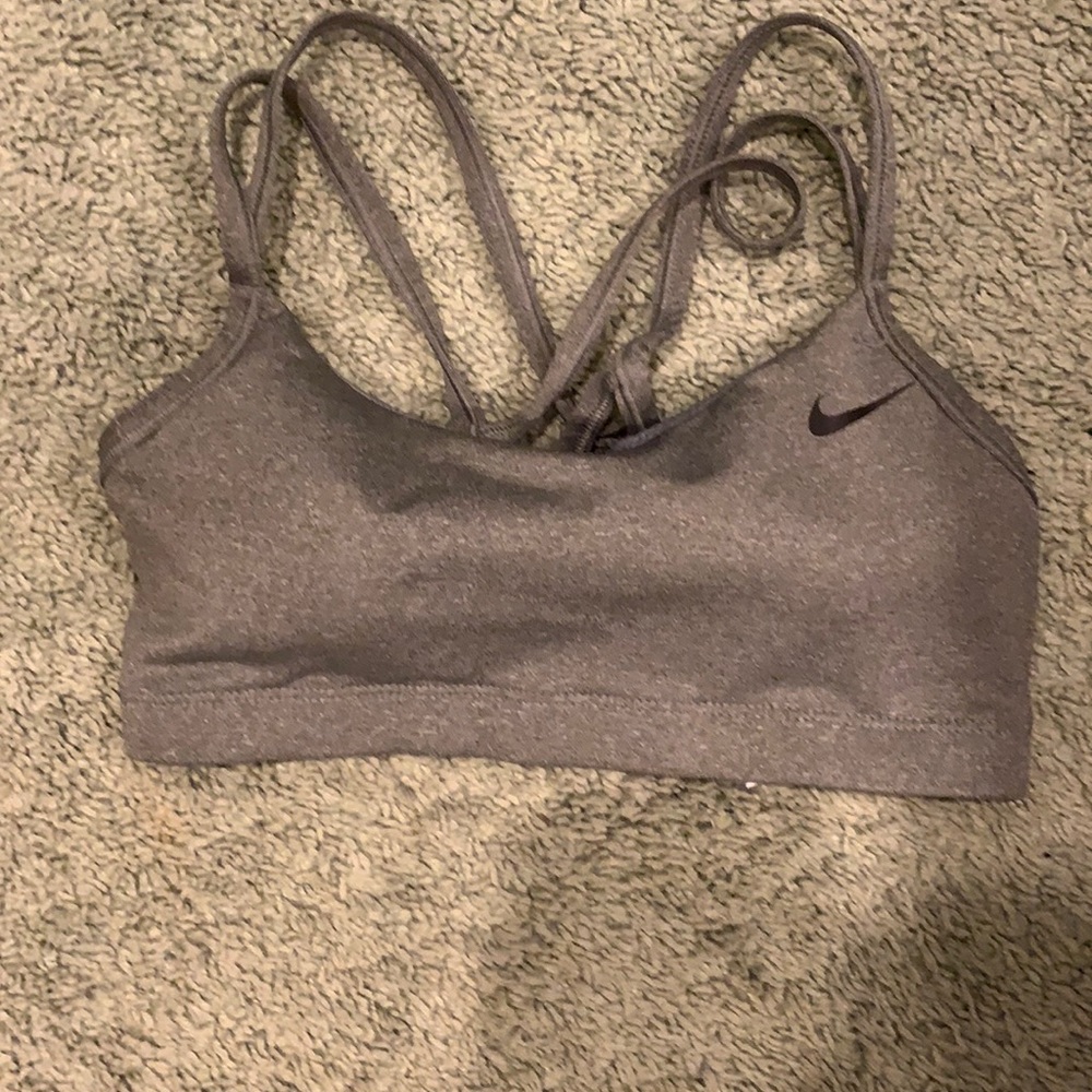 nike sports bra
